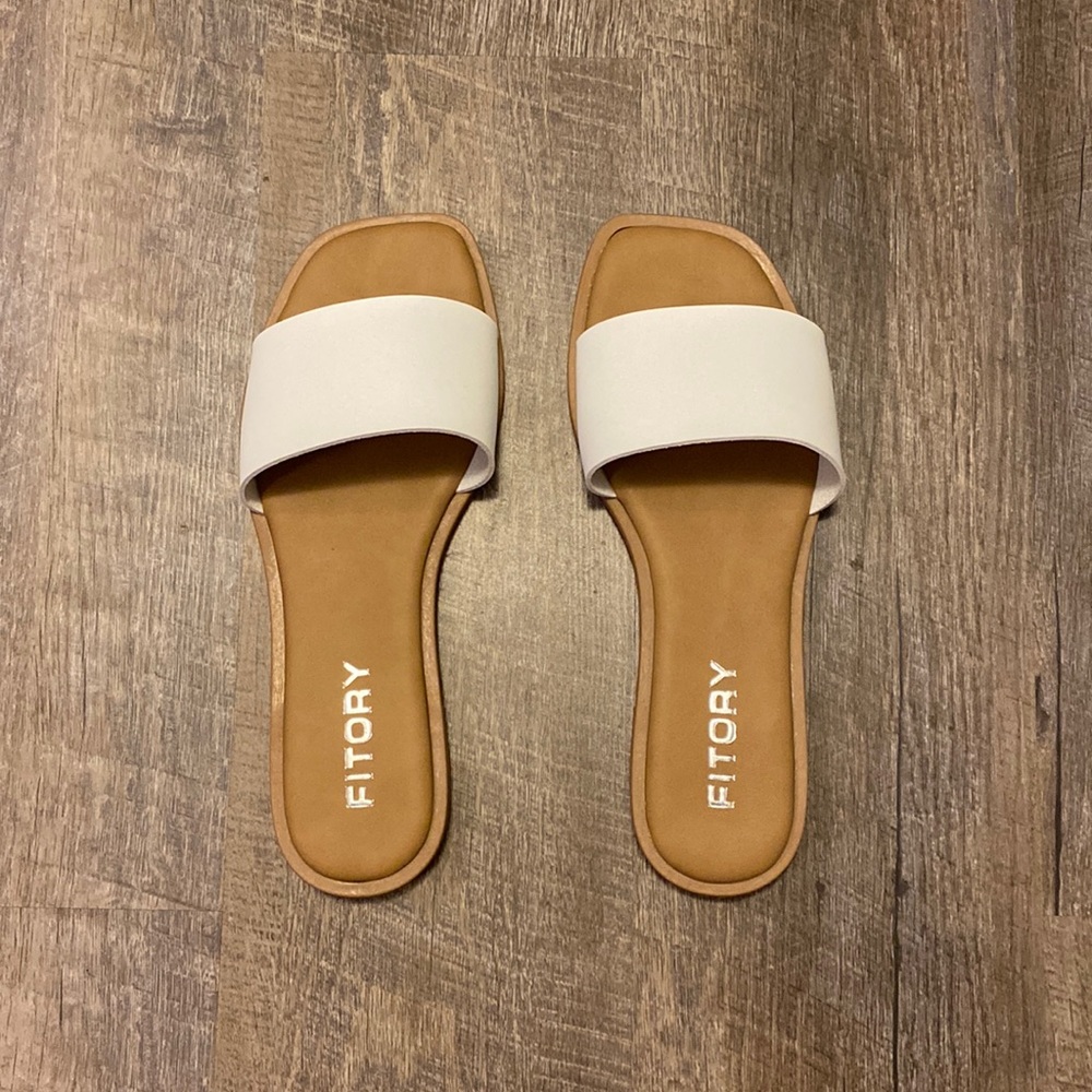 FITORY Sandals (Size US 7)